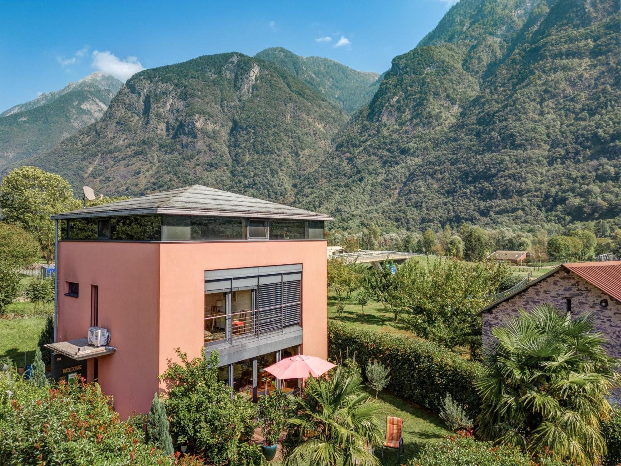Casa Oliver, Tra La Calanca E I Castelli Di Bellinzona Grono Exterior foto